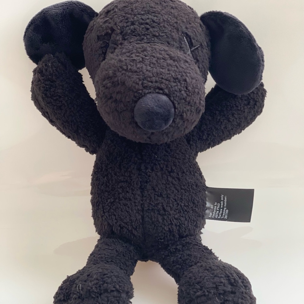 KWAN x Snoopy Uniqlo limited edition